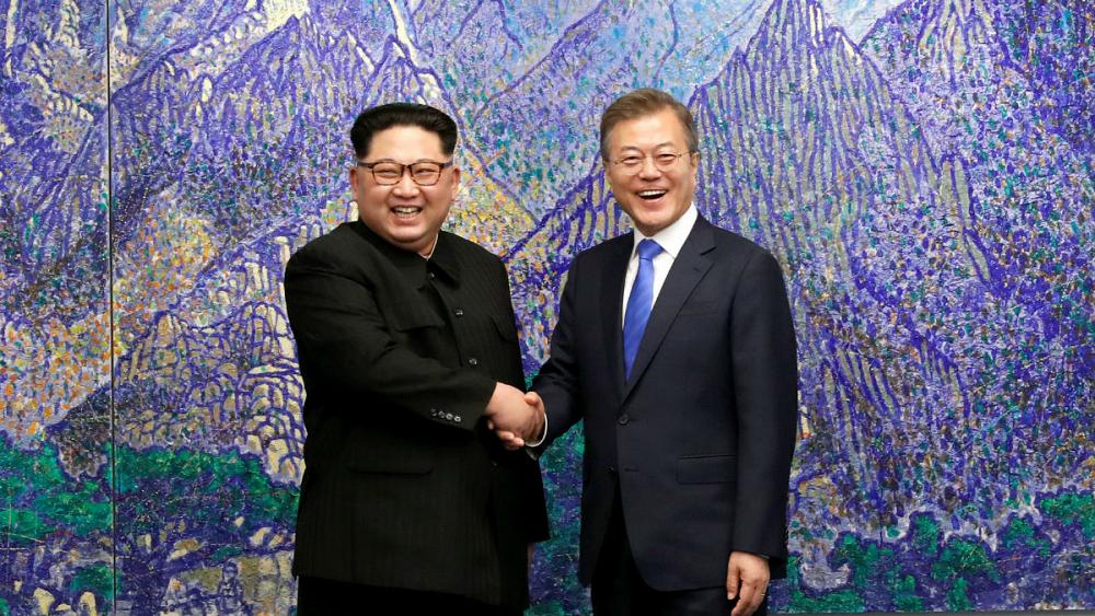 نشست تاریخی سران دو کره آغاز شد