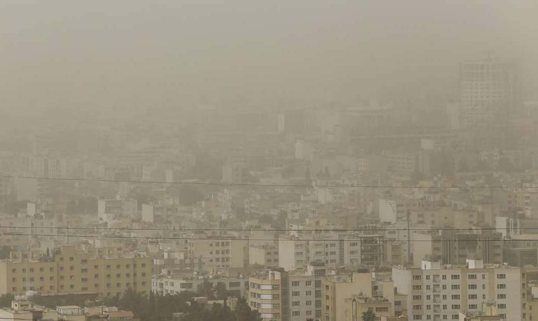 مشکل تنفسی بیش از ۸۰ نفر در فارس بر اثر ریزگردها