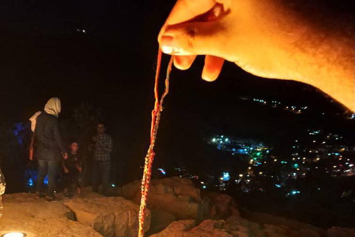 زرتشتیان شیراز دستبندهای تیر و باد را به باد سپردند