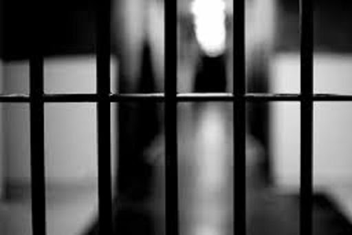 یک زن در شیراز باعث آزادی زندانی شد