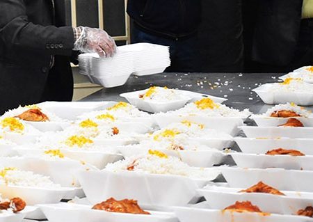 توزیع ۳۰۰۰ پرس غذای گرم در شیراز