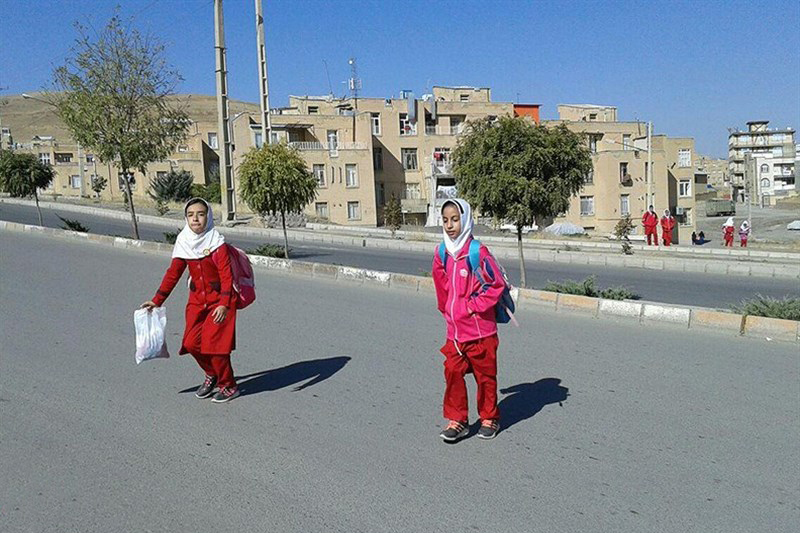 گرانی بنزین؛ سرویس مدارس شیراز دست از کار کشیدند