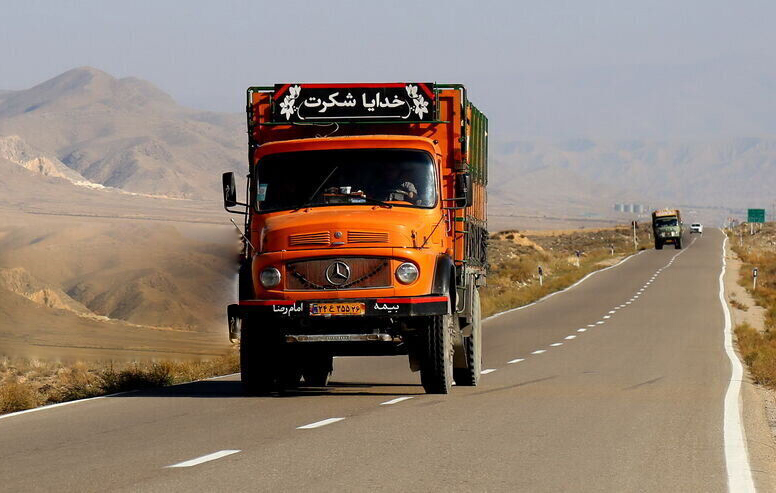 جابجایی ۲۲ میلیون تن کالا توسط ناوگان حمل و نقل فارس