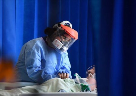 نزدیک شدن آمار بیماران فارس به ۲۵۰ هزار نفر؛ مرگ ۳۹۲۲ نفر