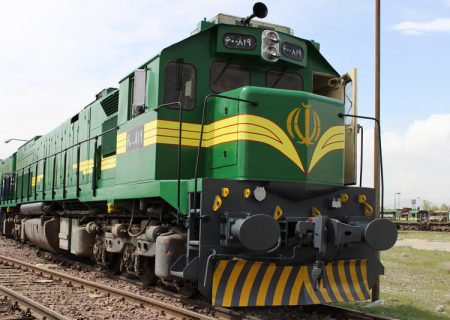 جابجایی سالانه ۵۰۰ هزار مسافر در راه‌آهن فارس