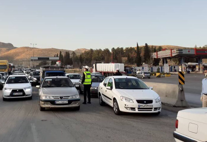 معاون استاندار فارس: ورود و خروج خودروها به شیراز از روز ۱۲ آبان ممنوع است
