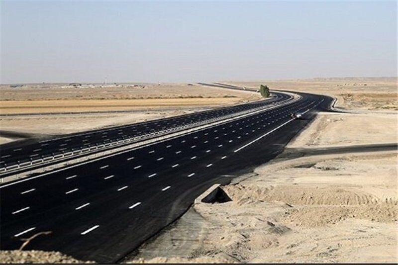 معاون وزیر راه: آزاد راه شیراز- اصفهان سال ۱۴۰۰ به بهره‌برداری می‌رسد