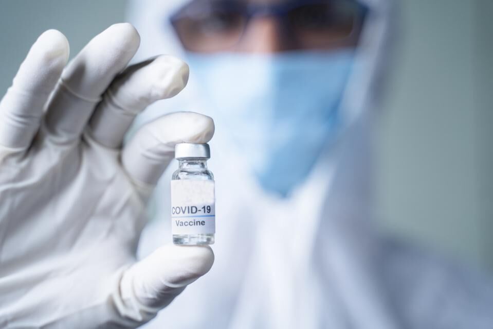 بیش از ۴۹ هزار دوز واکسن کرونا در فارس تزریق شده است