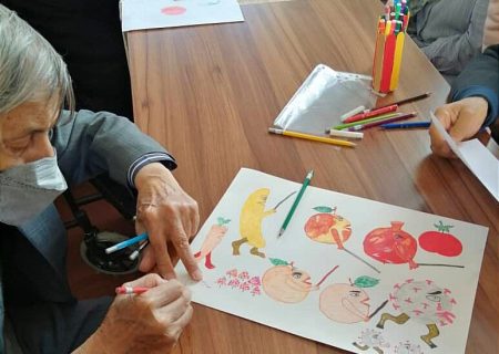 مسابقه نقاشی سالمندان در اقلید برگزار شد