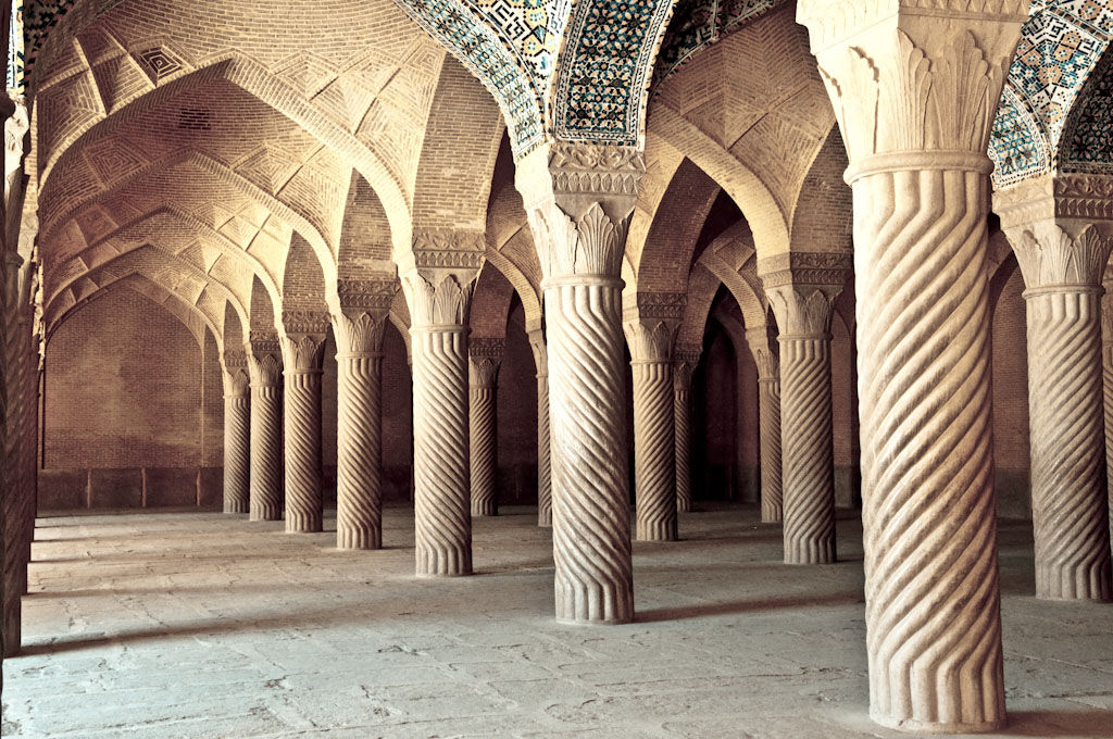 مدیر پایگاه میراث فرهنگی شهر تاریخی شیراز: فرونشست مسجد وکیل شیراز صحت ندارد