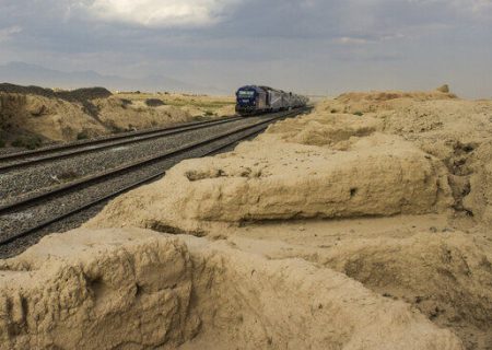 جابه‌جایی ریل قطار از محوطه تاریخی تپه‌حصار دامغان به منظور ثبت جهانی آن بررسی شد