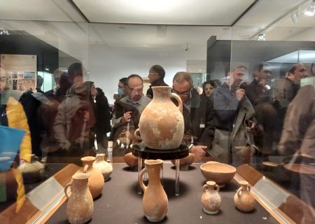 نویافته‌های باستان‌شناسی از فراپارینه سنگی تا سلجوقی در یک نمایشگاه