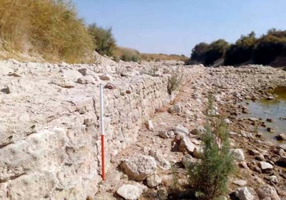 رازهای دو سازه آبی در بستر رودخانه کُر در استان فارس نمایان شد
