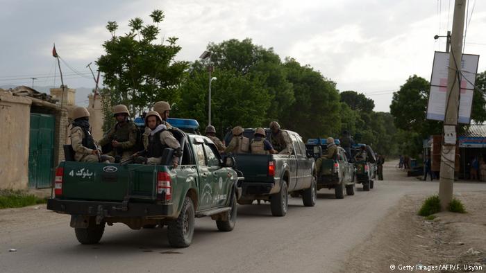 دست‌کم ده‌ها سرباز ارتش افغانستان در حمله طالبان کشته شدند