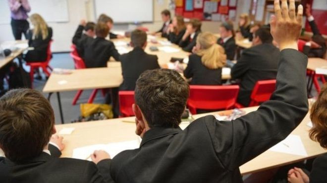 آموزش مسائل جنسی در مدارس انگلستان اجباری می‌شود