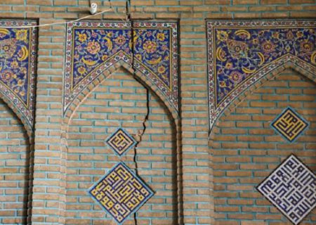 فرونشست در مساجد تاریخی اصفهان