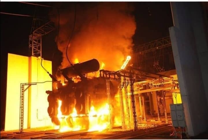 قطع برق ۳۰ درصد از مشترکان شیراز به دلیل انفجار ترانس