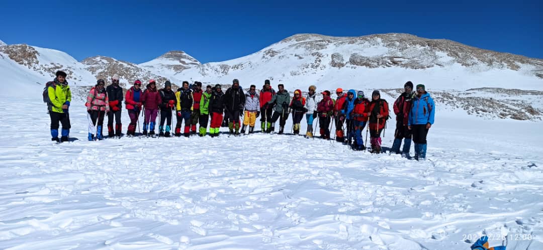 صعود زمستانی کوهنوردان سپیدانی به قله برم فیروز