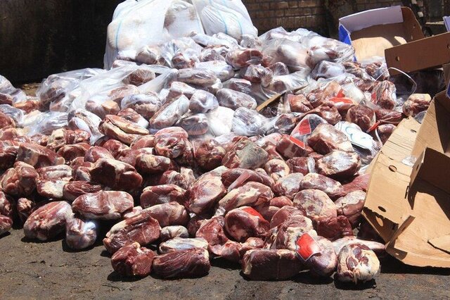 کشف ۱۳۰۰ کیلوگرم گوشت فاسد در شیراز