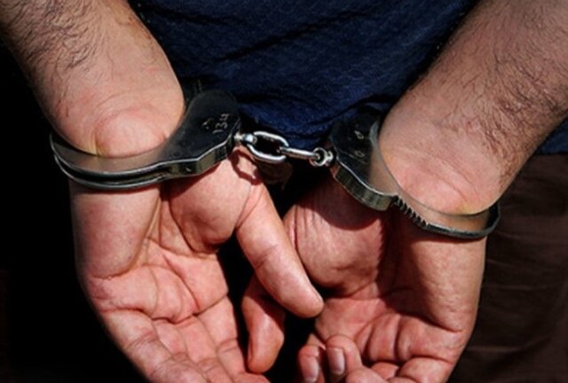 بازداشت بازرس یک سازمان دولتی در شیراز به اتهام دریافت رشوه