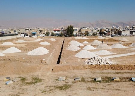 اولین زمین چمن طبیعی پس از انقلاب در شیراز احداث می‌شود