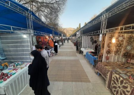 پنجمین نمایشگاه «دست‌آفرین» در شیراز برپا شد