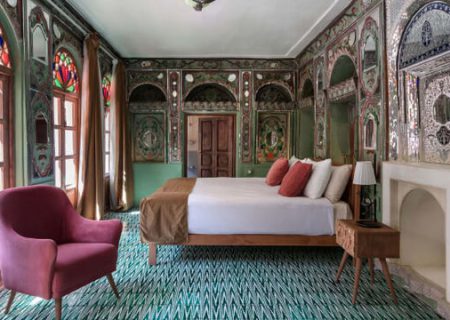 اقامت در هتل‌های ایران شبی ۲۰۰ یورو