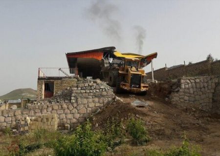 شیراز در محاصره زمین‌خواران