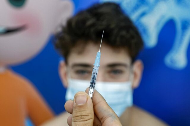 واکسیناسیون کامل شرط بازگشایی مدارس است