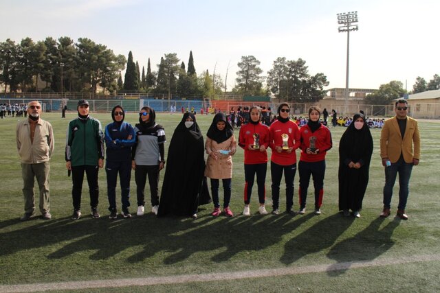 امکانات ورزشی بانوان در فارس اندک است