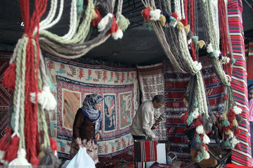 برپایی جشنواره سفر به کویر و پخت دیگی سنگی در سمنان