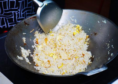 رابطه گرم کردن مکرر برنج با مسمومیت