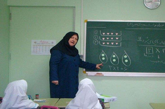 کمبود ۱۰ هزار معلم در استان فارس