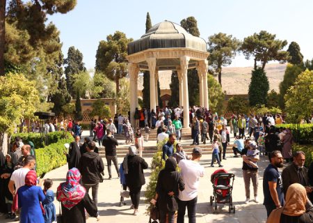 بازدید بیش از ۱۰۵ هزار گردشگر از اماکن گردشگری فارس در ۶ روز گذشته