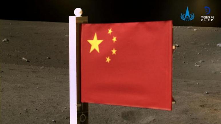 پرچم چین در کره ماه نصب شد