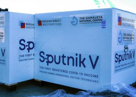 وزیر بهداشت: واکسیناسیون کرونا ۲ روز دیگر با واکسن روسی آغاز می‌شود