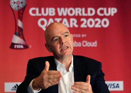 رئیس فیفا از گسترش جام باشگاه‌های جهان و پر شدن استادیو‌م‌ها در جام جهانی قطر دفاع کرد
