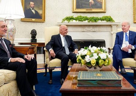 دیدار غنی و عبدالله با بایدن در واشنگتن؛ چند ولسوالی دیگر افغانستان به دست طالبان سقوط کرد