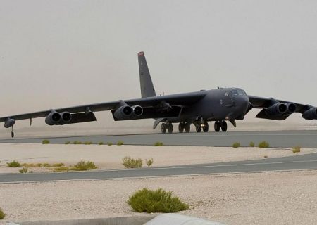 آمریکا بمب افکن‌های «بی-۵۲ اچ» را در خاورمیانه مستقر کرد