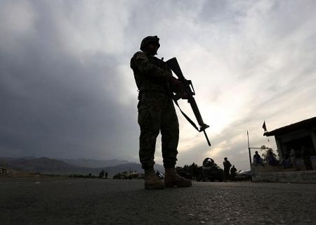 درگیری ارتش افغانستان با نیروهای طالبان بیش از ۱۰۰ کشته برجای گذاشت
