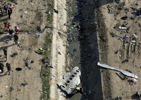گزارشی از جعبه سیاه هواپیمای اوکراینی: مسافران پس از شلیک موشک اول سالم بودند