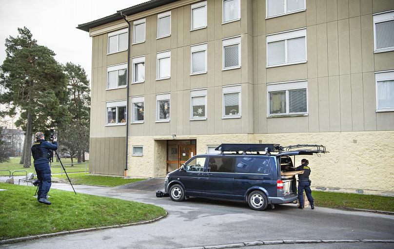 مادر سوئدی که پسرش را ۲۸ سال زندانی کرده بود، بازداشت شد