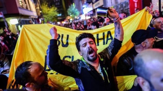 رئیس نهاد انتخاباتی ترکیه: نتیجه همه‌پرسی معتبر است