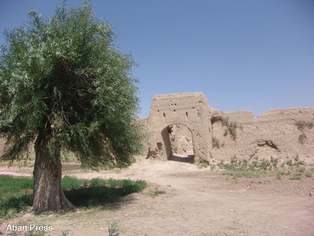 تخریب تدریجی قلعه روستای «برازجان» استان فارس