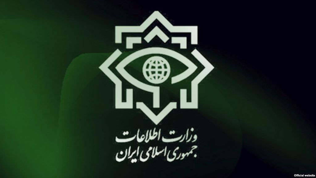 بازداشت سه تن در فارس به اتهام نگهداری «بیانیه شدیداللحن» و «تجهیزات ساخت کوکتل مولوتف»