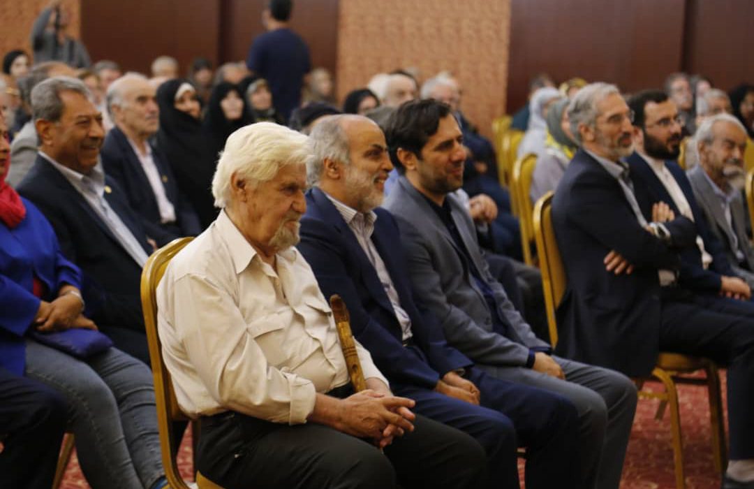 همایش هنرمندان پیشکسوت در شیراز برگزار شد