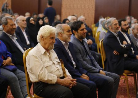 همایش هنرمندان پیشکسوت در شیراز برگزار شد