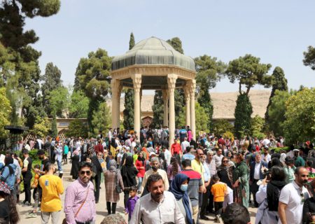 بیش از ۴۶ هزار گردشگر خارجی از مکان‌های تاریخی فارس بازدید کردند