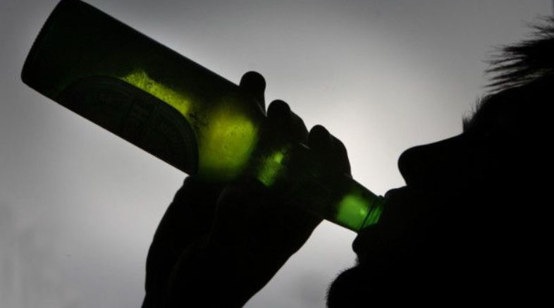 مرگ سه تن در فارس بر اثر مصرف مشروبات الکلی