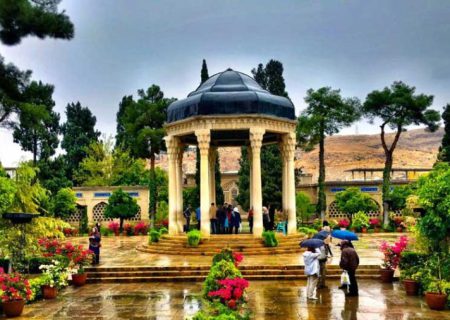 جای خالی «روز شعر و ادب فارسی» در گردشگری ایران